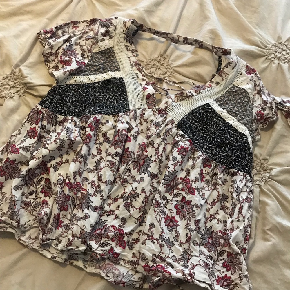 cute floral top